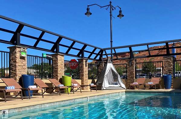 Pool - Aiden Hotel by Best Western St George - I-15, Exit 8