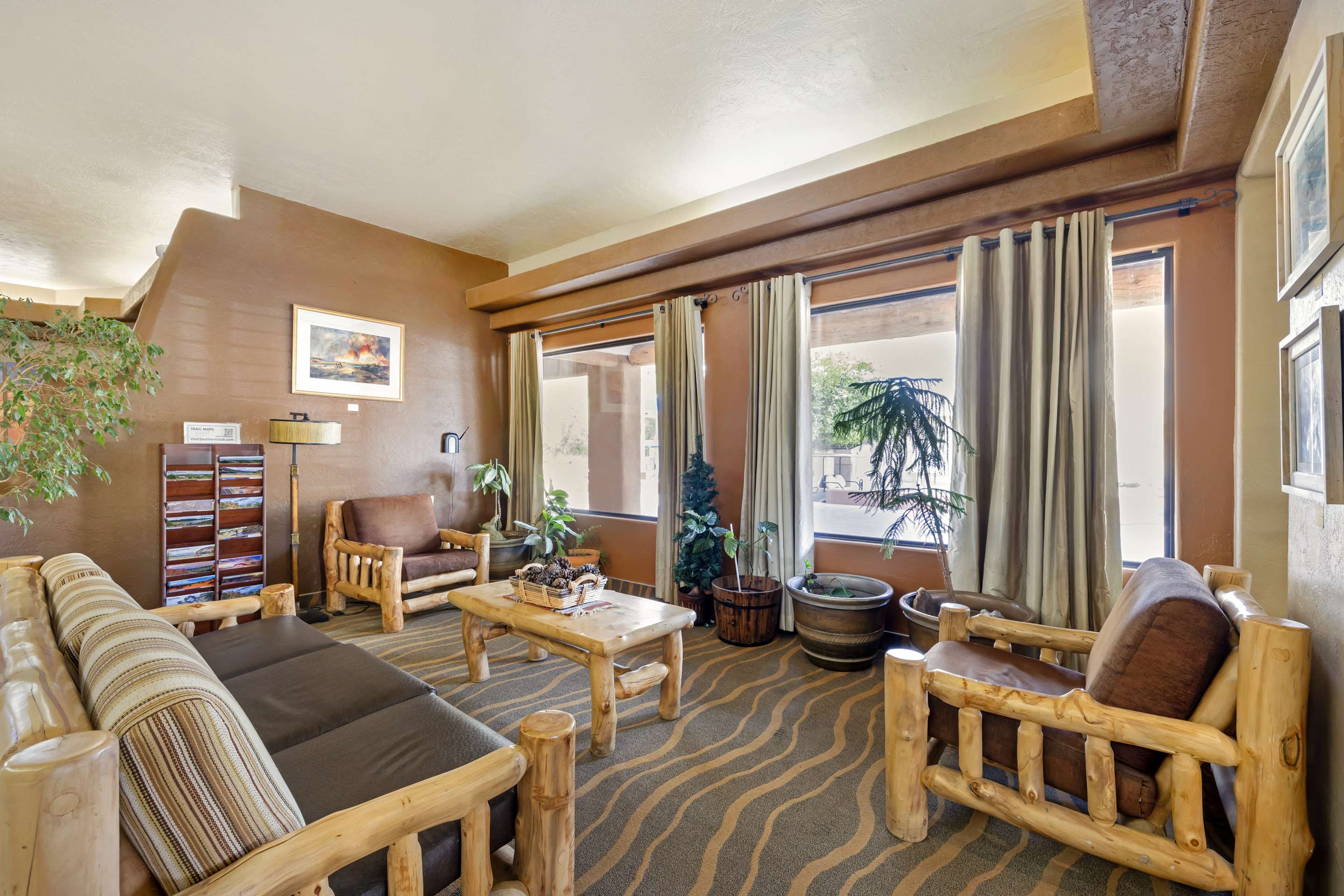 Lobby | Best Western East Zion Thunderbird Lodge