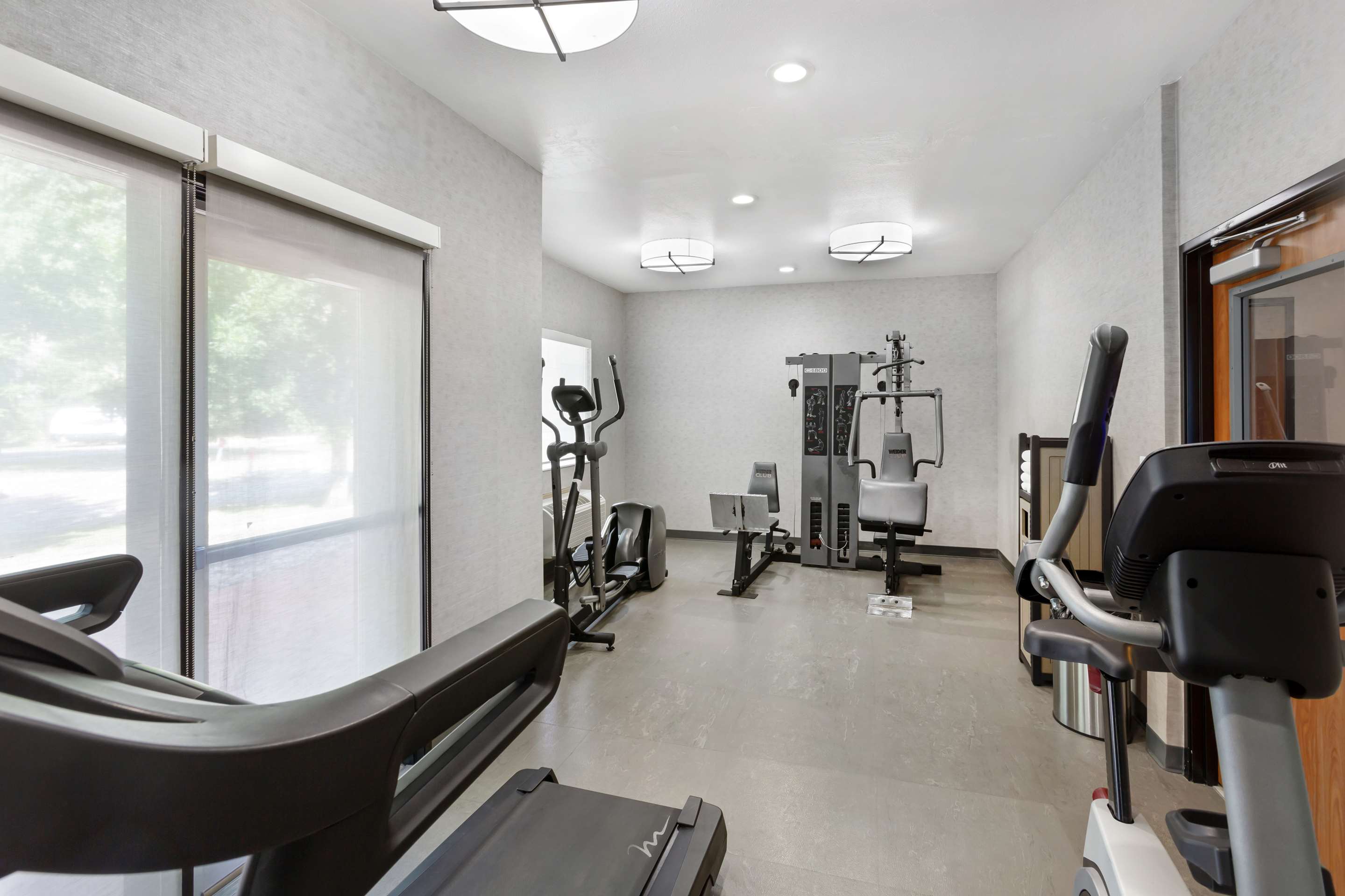 Fitness Center | BEST WESTERN Holiday Hills