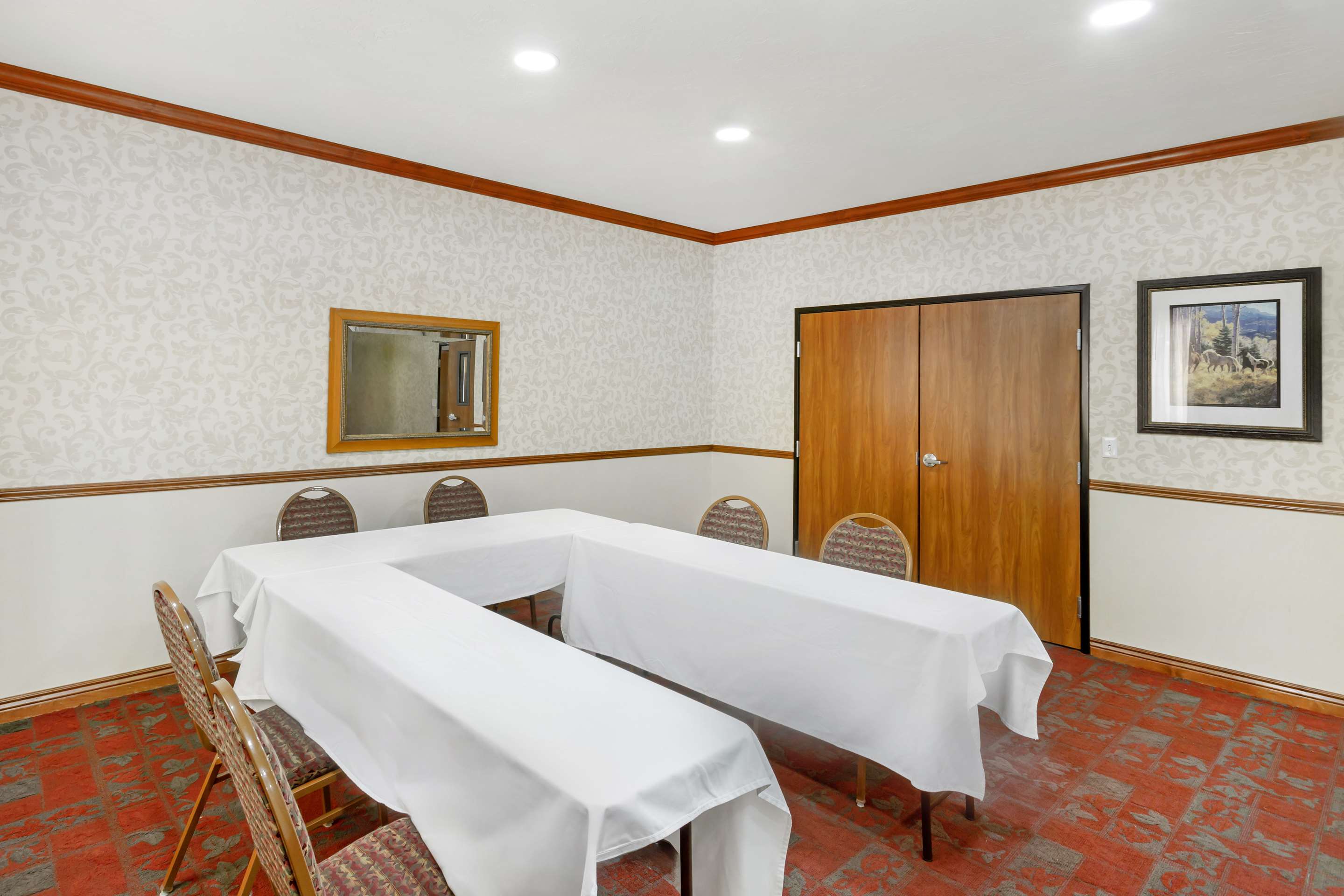 Meeting Room | BEST WESTERN Holiday Hills