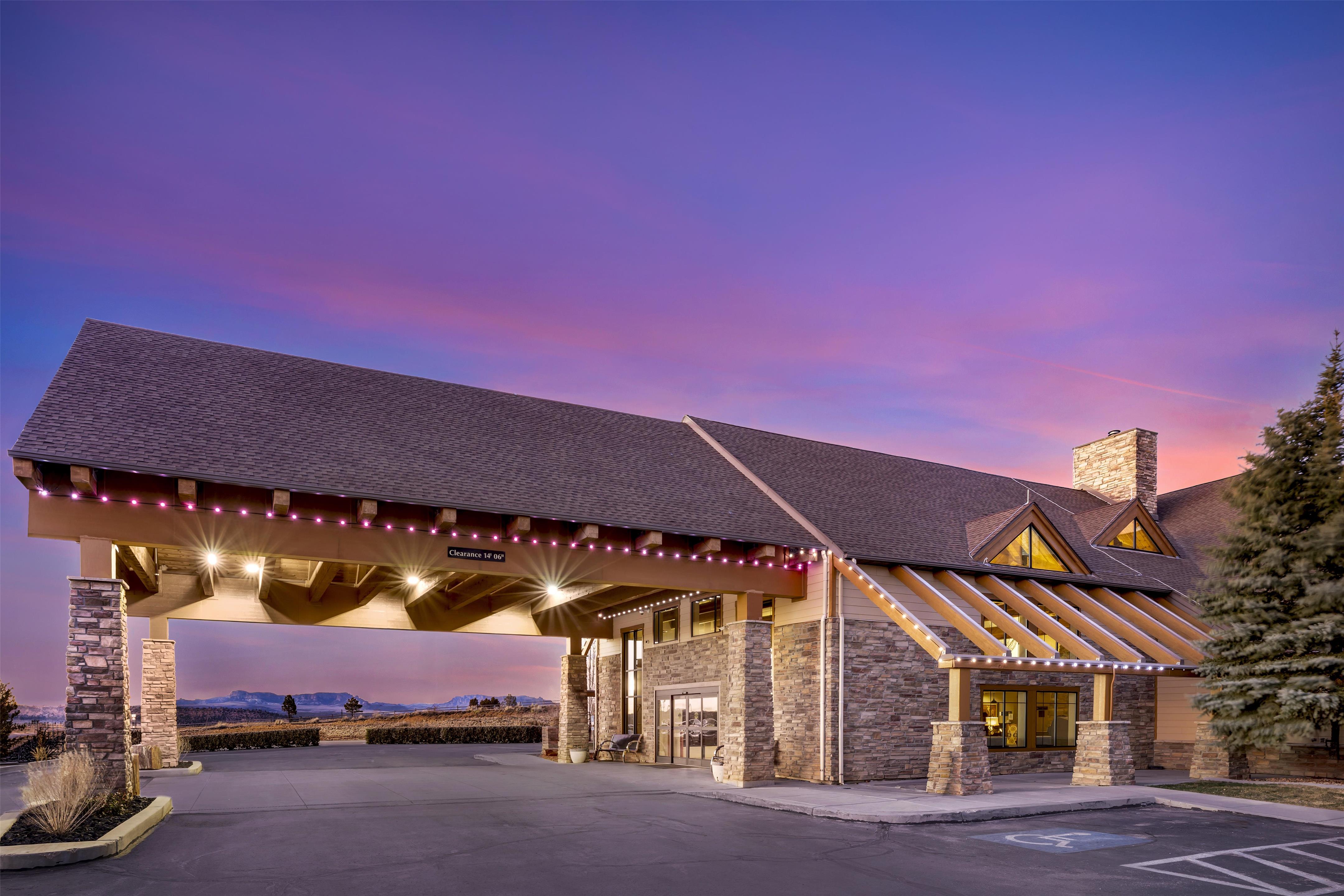 Twilight | Best Western Plus Bryce Canyon Grand Hotel