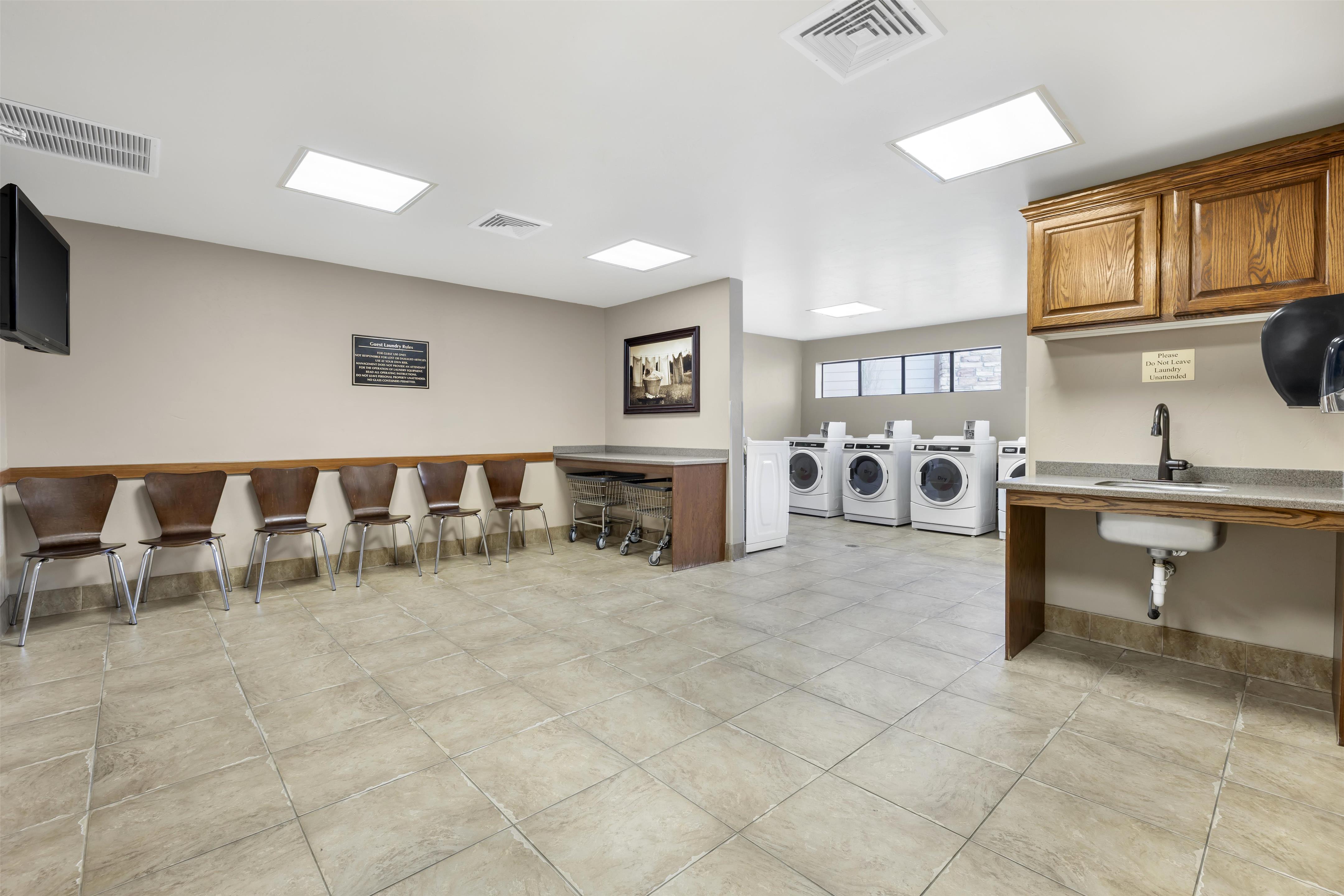 Laundry Room | Best Western Plus Bryce Canyon Grand Hotel