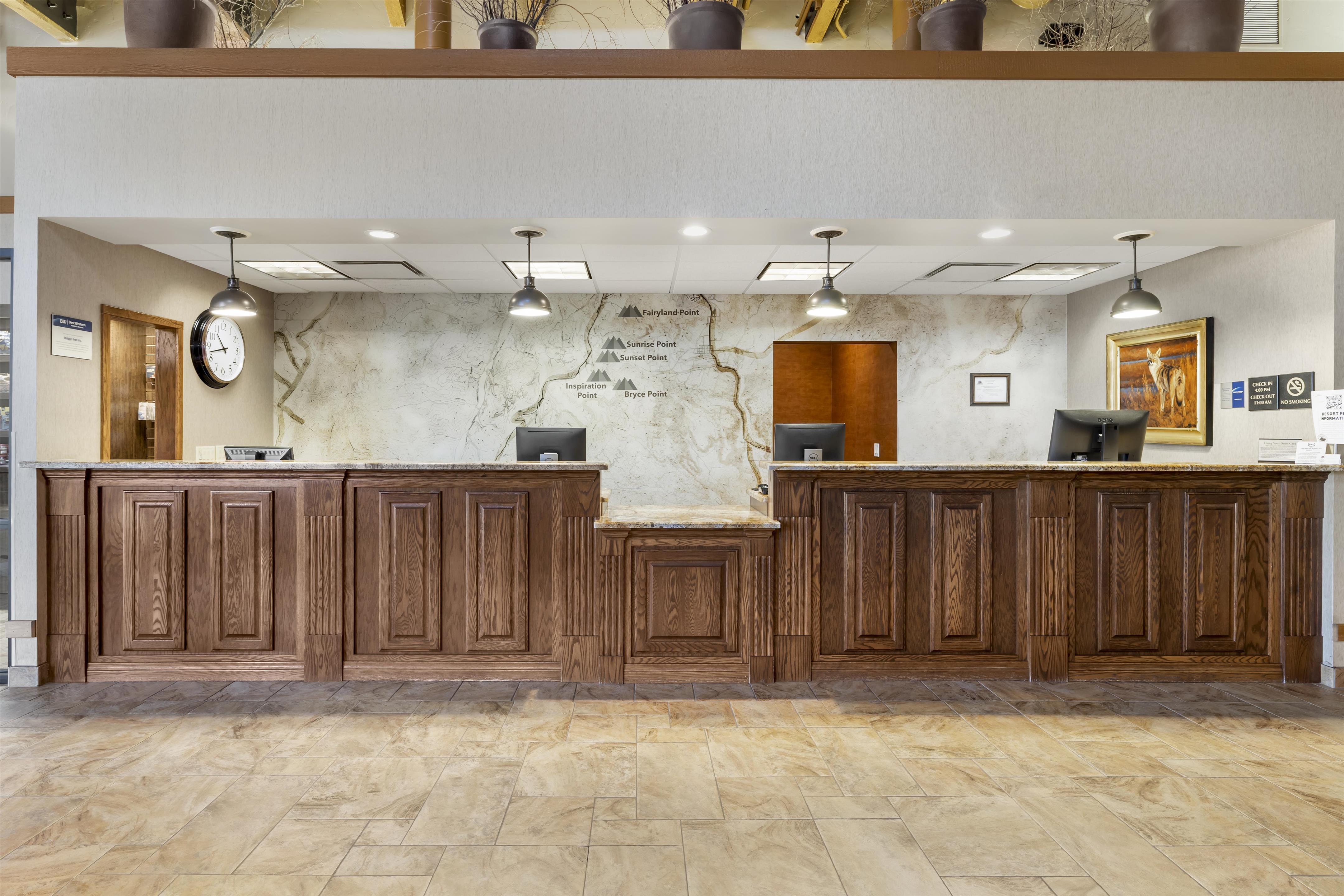 Front Desk | Best Western Plus Bryce Canyon Grand Hotel
