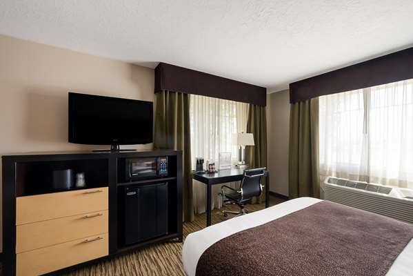  - Best Western Plus Landmark Hotel Ballard
