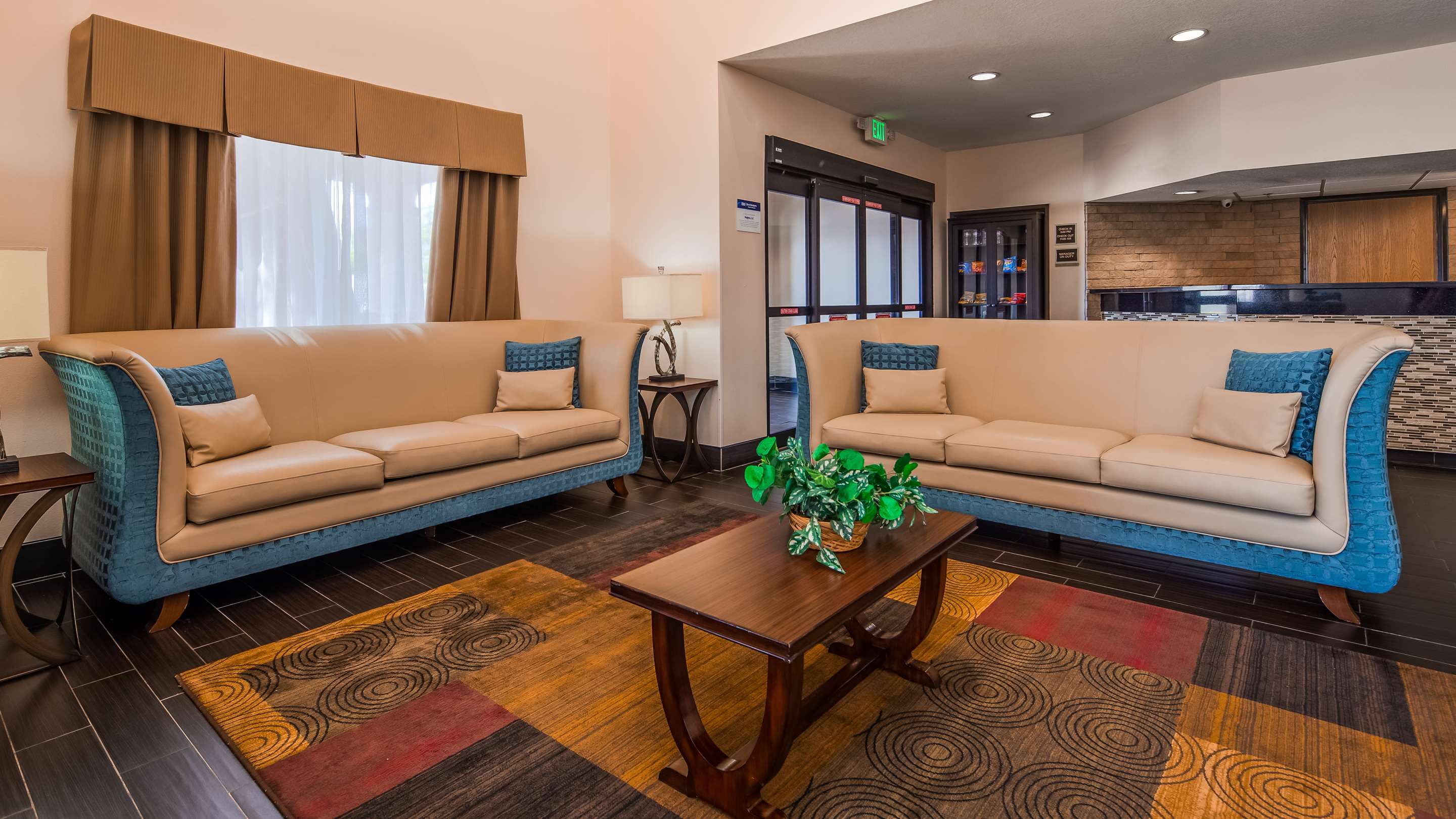 Lobby | Best Western Plus Wendover Inn