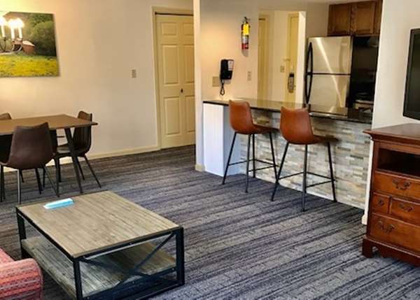 Suite - Best Western Inn & Suites Rutland