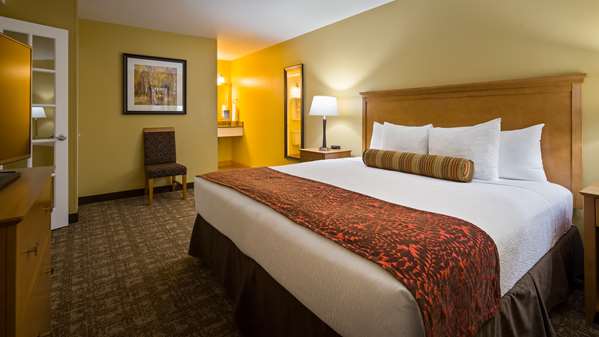  - Best Western Plus Windjammer Inn South Burlington
