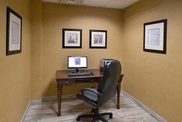 Conference Area - Best Western Hotel Leesburg