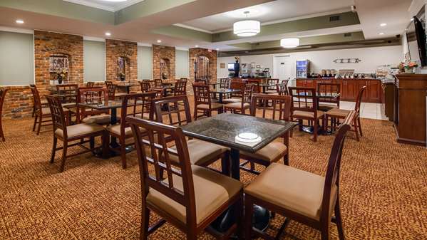  - Best Western Plus Governors Inn Richmond