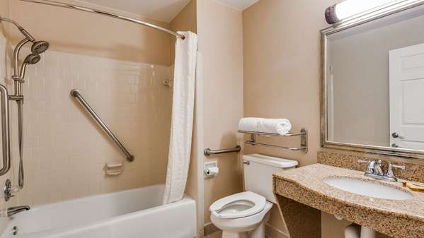  - Best Western Plus Governors Inn Richmond