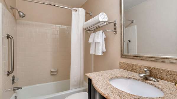  - Best Western Plus Governors Inn Richmond