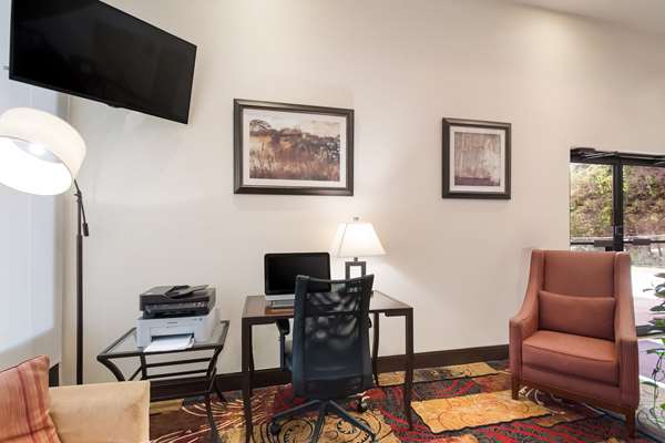 Conference Area - Best Western Hotel Manassas