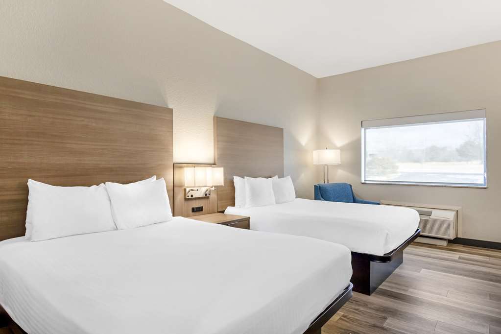 Best Western of Wise-guestroom-Guest Room,On-Site.jpg