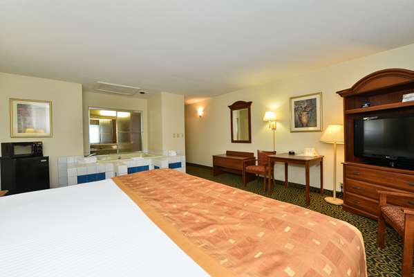  - SureStay Plus by Best Western Wytheville - I-77, Exit 41