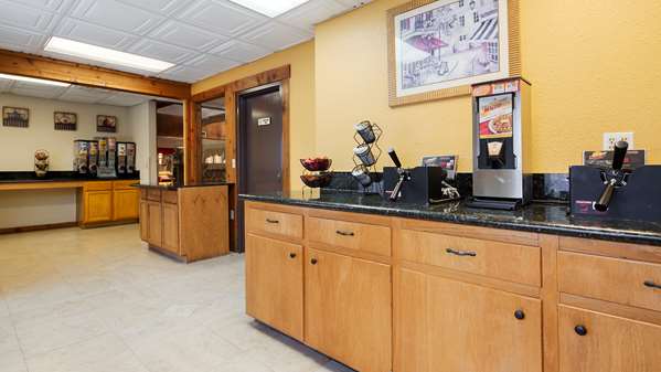 Restaurant - SureStay Plus by Best Western Wytheville - I-77, Exit 41