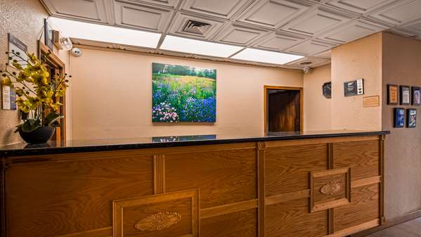  - SureStay Plus by Best Western Wytheville - I-77, Exit 41