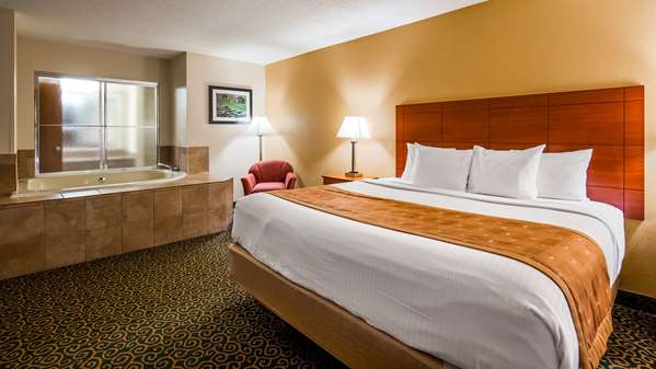 Suite - SureStay Plus by Best Western Wytheville - I-77, Exit 41