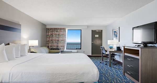  - Best Western Plus Holiday Sands Inn & Suites Norfolk