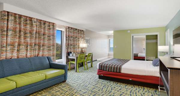 Suite - Best Western Plus Holiday Sands Inn & Suites Norfolk