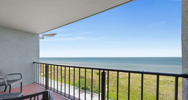  - Best Western Plus Holiday Sands Inn & Suites Norfolk