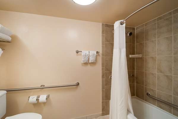  - Best Western Hotel Springfield Mall Springfield - I-95 & I-495, Exit 169