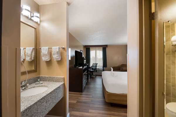  - Best Western Hotel Springfield Mall Springfield - I-95 & I-495, Exit 169