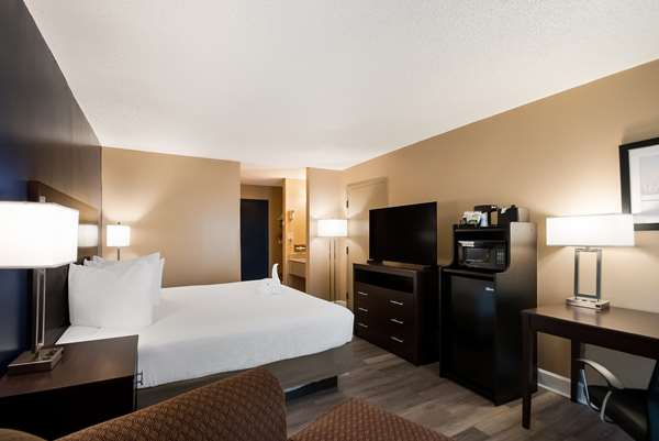  - Best Western Hotel Springfield Mall Springfield - I-95 & I-495, Exit 169