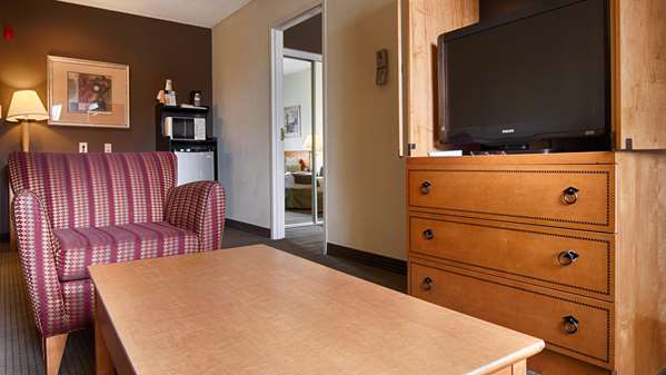  - Best Western Plus Newport News Inn & Suites - I-64, Exit 255