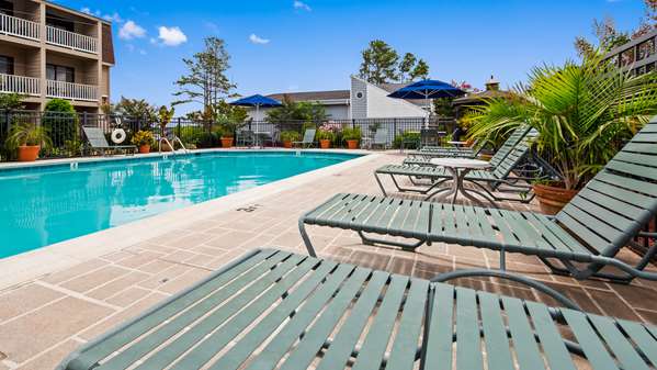 Pool - Best Western Chincoteague Island Hotel