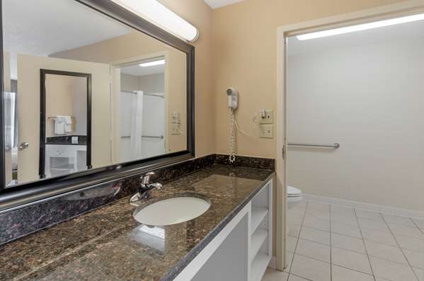  - Best Western Lexington Inn - I-64, Exit 55