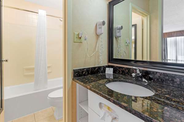  - Best Western Lexington Inn - I-64, Exit 55