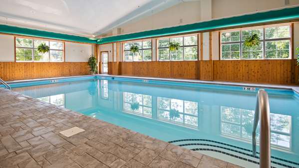 Pool - Best Western Plus Crossroads Inn & Suites Gordonsville