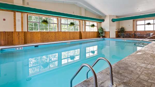 Pool - Best Western Plus Crossroads Inn & Suites Gordonsville