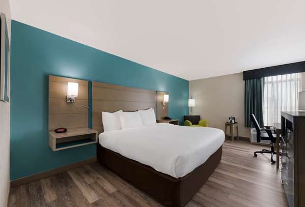  - Best Western Hampton Coliseum Inn