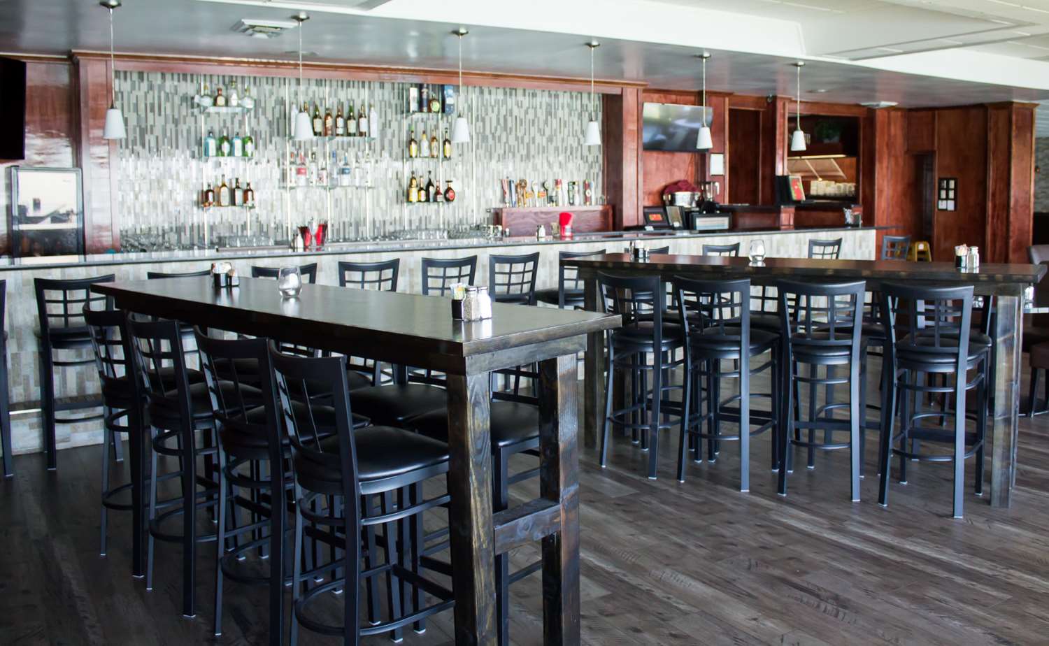 BEST WESTERN PLUS LAKE FRONT HOTEL $109 ($̶1̶3̶6̶) - Updated 2023 ...