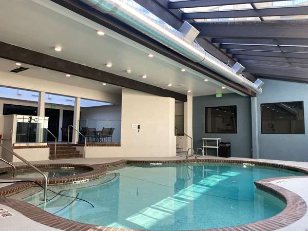 Pool - Best Western Seattle Airport Hotel SeaTac