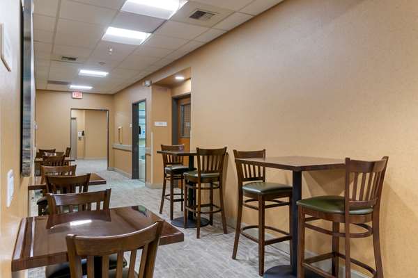 Amenities - Best Western Plus Harbor Plaza Hotel Oak Harbor
