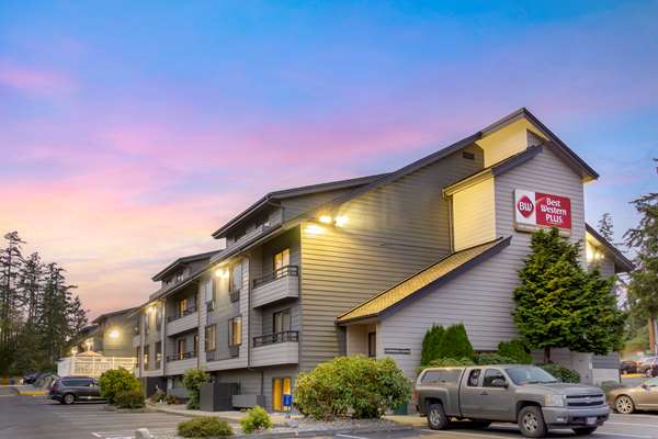 Exterior view - Best Western Plus Harbor Plaza Hotel Oak Harbor