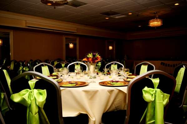  - Best Western Premier Plaza Hotel & Conference Center Puyallup
