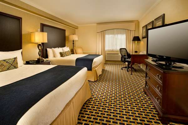  - Best Western Premier Plaza Hotel & Conference Center Puyallup