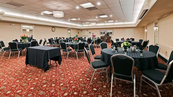  - Best Western Premier Plaza Hotel & Conference Center Puyallup