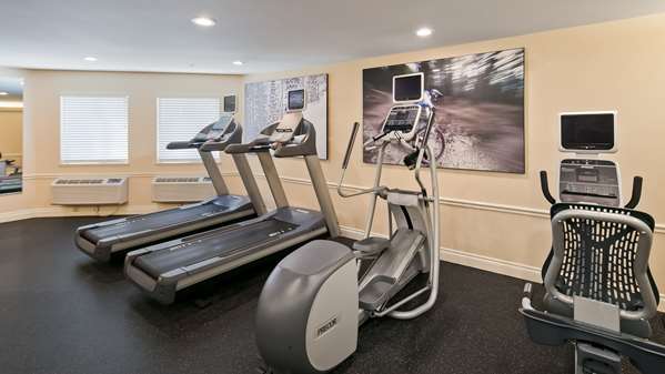 Fitness/ Exercise Room - Best Western Premier Plaza Hotel & Conference Center Puyallup