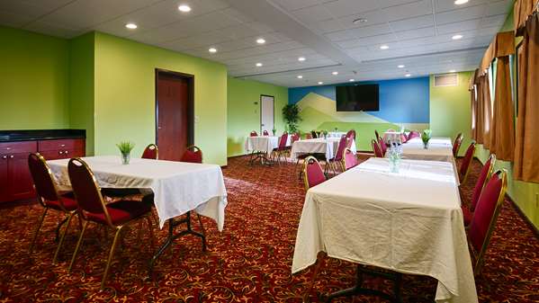  - Best Western Sky Valley Inn Monroe