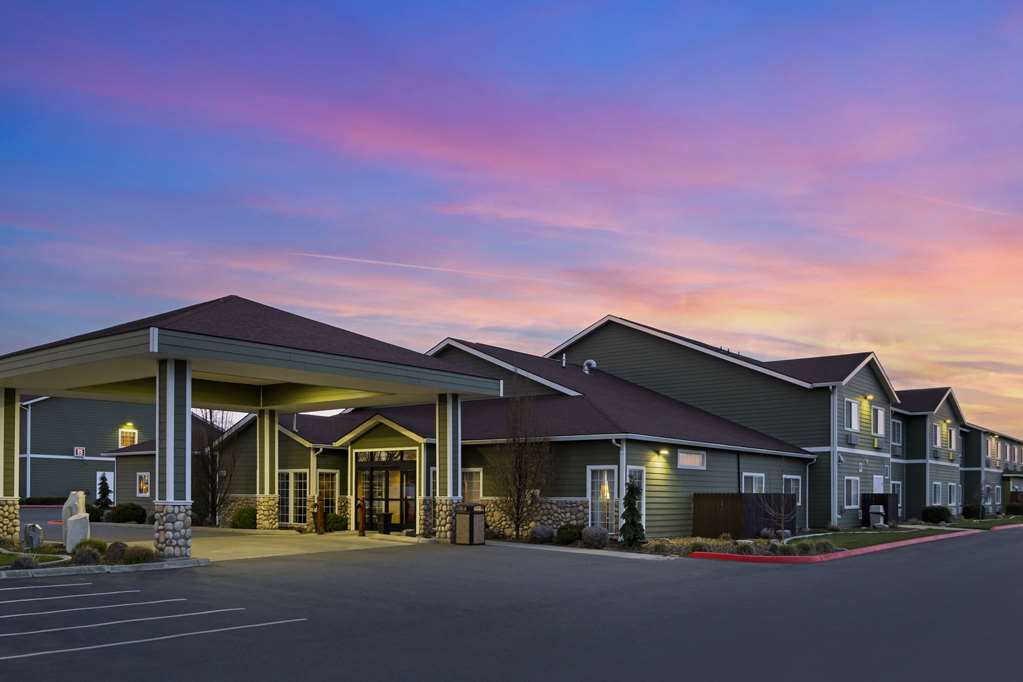 Best Western Plus Inn at Horse Heaven