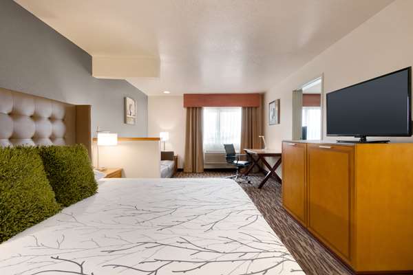  - Best Western Plus Peppertree Airport Inn Spokane - I-90, Exit 276