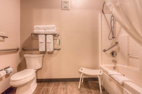  - Best Western Plus Yakima Hotel - I-82, Exit 31