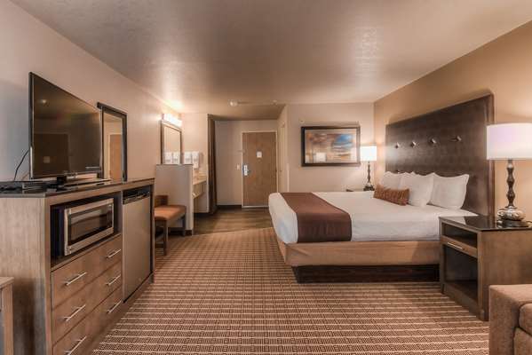  - Best Western Plus Yakima Hotel - I-82, Exit 31