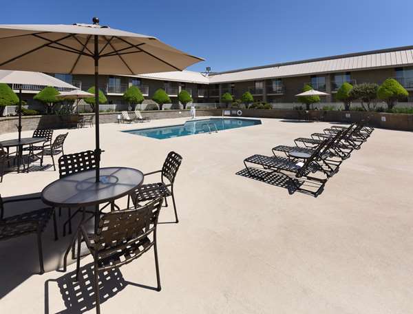 Pool - Best Western Plus Ahtanum Inn Yakima - I-82, Exit 36