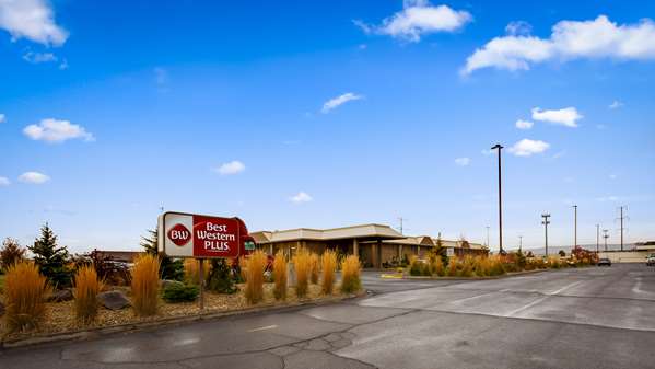 Exterior view - Best Western Plus Ahtanum Inn Yakima - I-82, Exit 36
