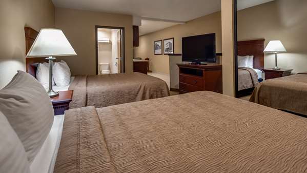  - Best Western Plus Ahtanum Inn Yakima - I-82, Exit 36